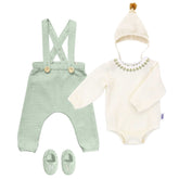 Costum botez pentru baieti format din body moale de bumbac si pantalon cu bretele ajustabile si detasabile, muselina, Odiseea lui Artur